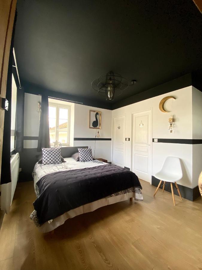 L'Entre-Coeur Bed & Breakfast Menetru-le-Vignoble Exterior photo